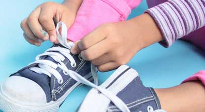 How To Teach Kids To Tie Shoes — The Fun And Frustration-Free Way